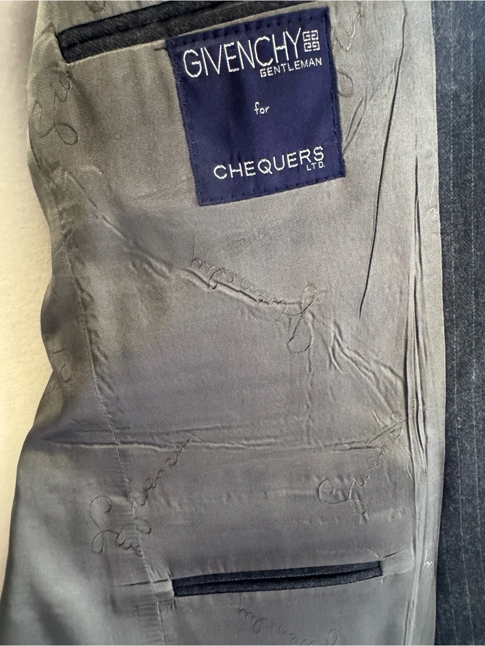 Vintage Givenchy Gentleman for Chequers Pure Wool Charcoal Pinstripe Blazer
